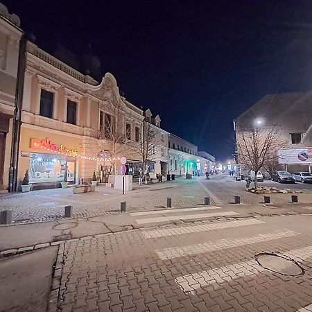 7 Level Central Apartments Miercurea Ciuc Dış mekan fotoğraf