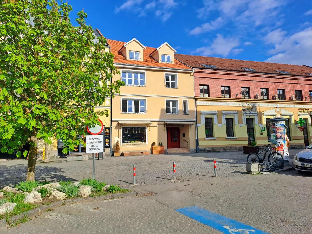 7 Level Central Apartments Miercurea Ciuc Dış mekan fotoğraf